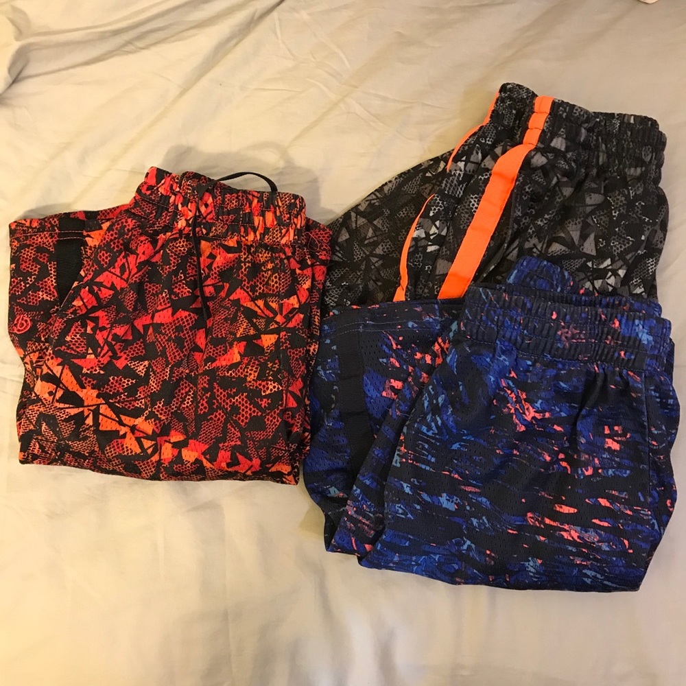 Last chance! Lot shorts M (8-10)